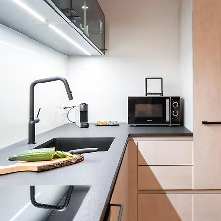 Charmante Mit Balkon Nahe Thunersee - Bitcoin Accepted Apartmán Thun