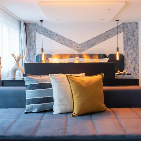 Charmante Mit Balkon Nahe Thunersee - Bitcoin Accepted דירה תון