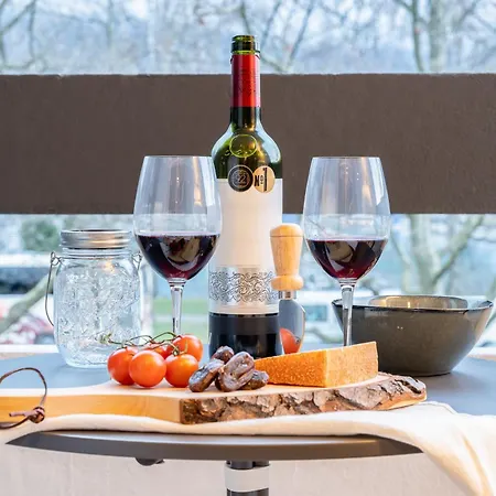 Apartmán Charmante Mit Balkon Nahe Thunersee - Bitcoin Accepted