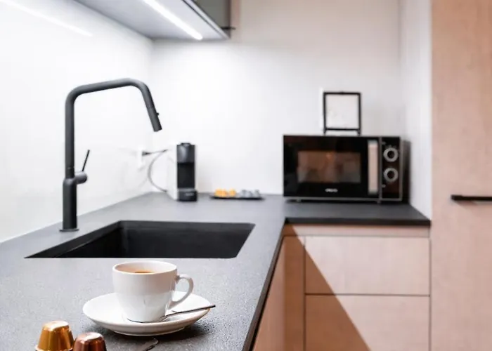 Charmante Mit Balkon Nahe Thunersee - Bitcoin Accepted Apartamento *